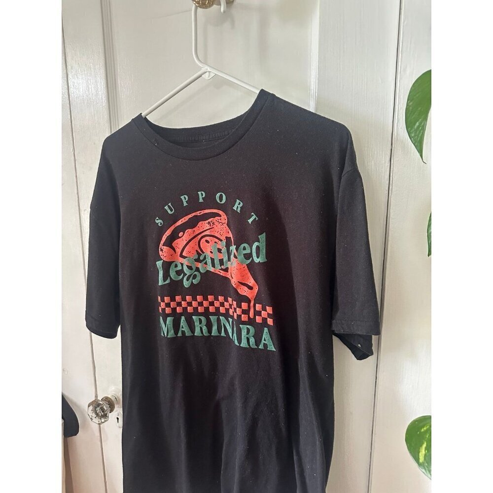 Support legalized marinara men’s size large T-shirt - Picture 2 of 6